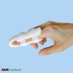 Stabilizator palca – szyna prosta z taśmą dociągającą AR-062