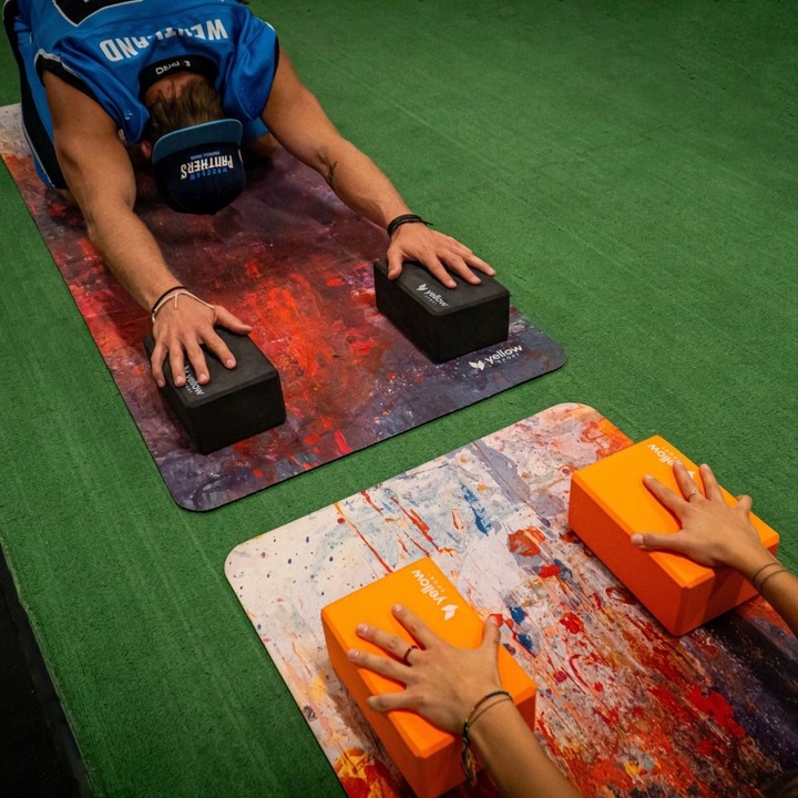 yellowBLOCK Yoga